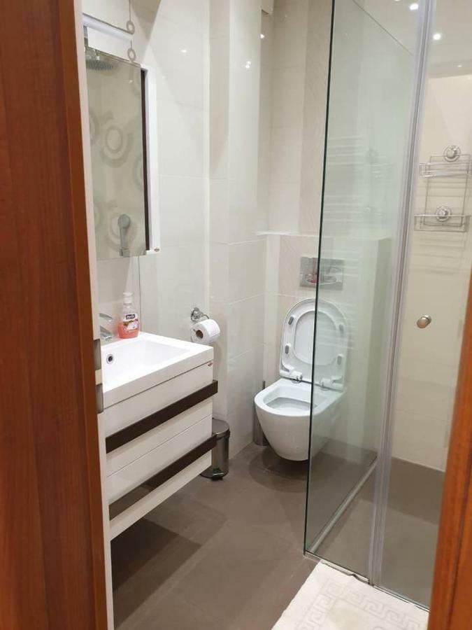 Luxury 2 Bedroom,2 Bathroom Apart ,Free Parking Plovdiv Kültér fotó