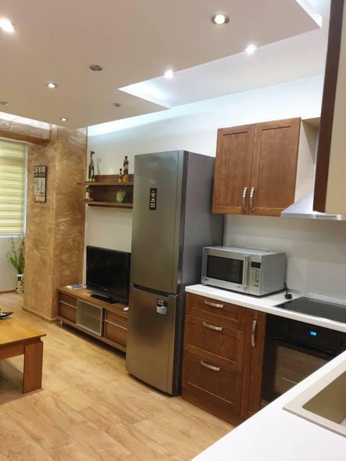 Luxury 2 Bedroom,2 Bathroom Apart ,Free Parking Plovdiv Kültér fotó