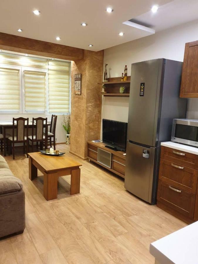 Luxury 2 Bedroom,2 Bathroom Apart ,Free Parking Plovdiv Kültér fotó