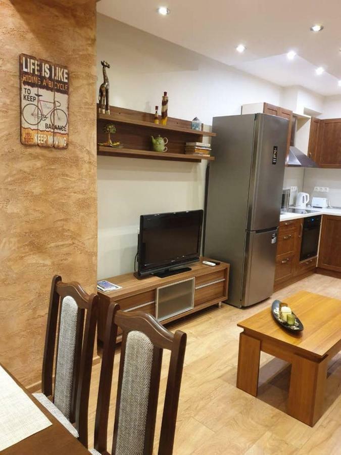 Luxury 2 Bedroom,2 Bathroom Apart ,Free Parking Plovdiv Kültér fotó